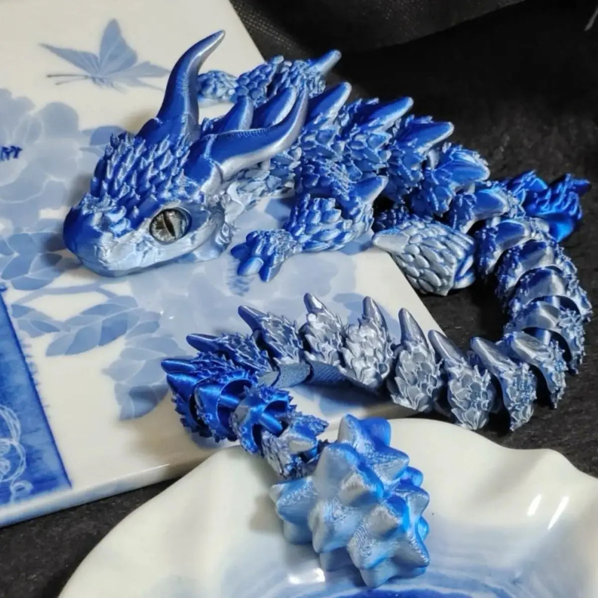 Akatsuki Multi-joint Wingless Dragon Figurine