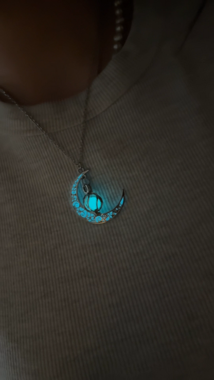 Shadowlune --- Nightglyphs Luminescent Necklace